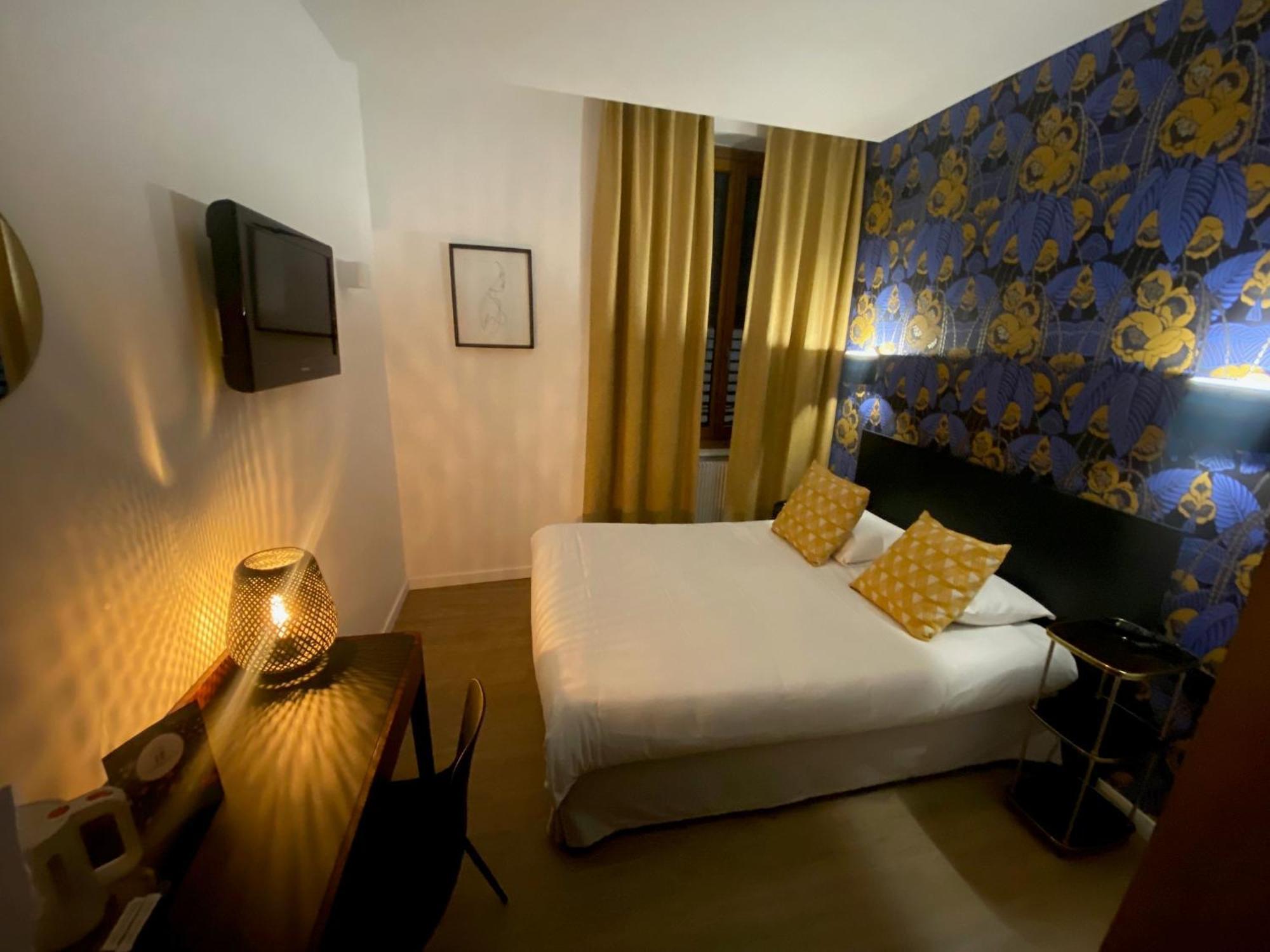 Grand Hotel De La Poste - Lyon Sud - Vienne Экстерьер фото